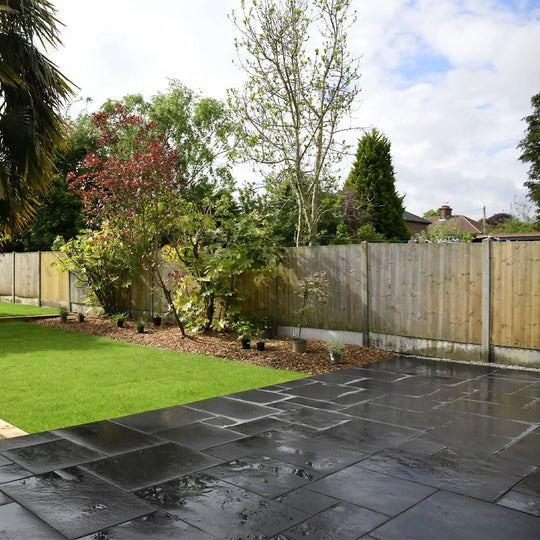 Kota Black 22mm Limestone Paving